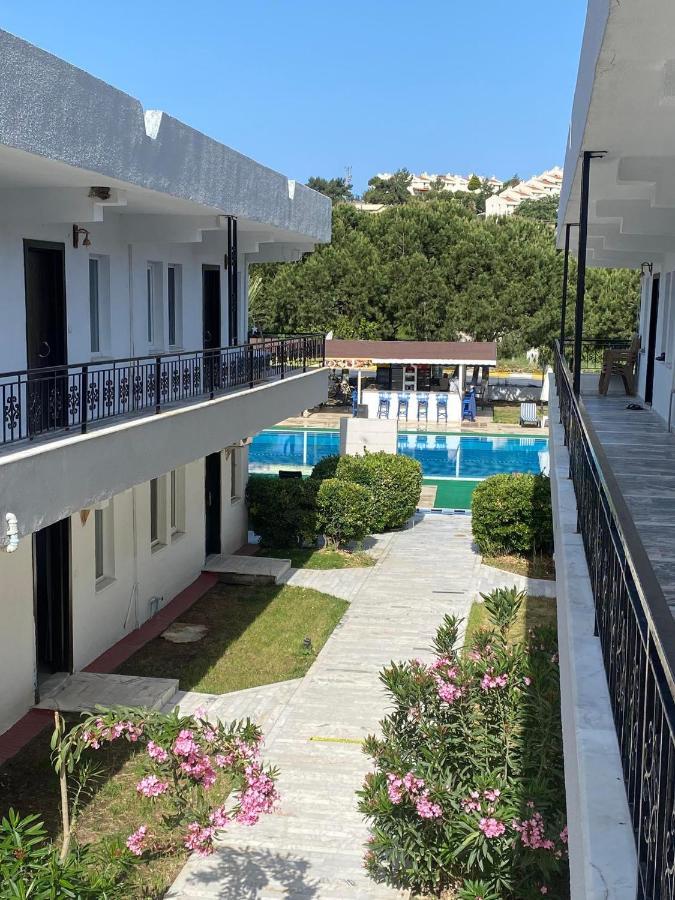 קוסדסי Palm Club Apart Otel מראה חיצוני תמונה